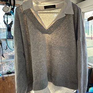 Primark Light Gray V-Neck Women's Knit Sweater